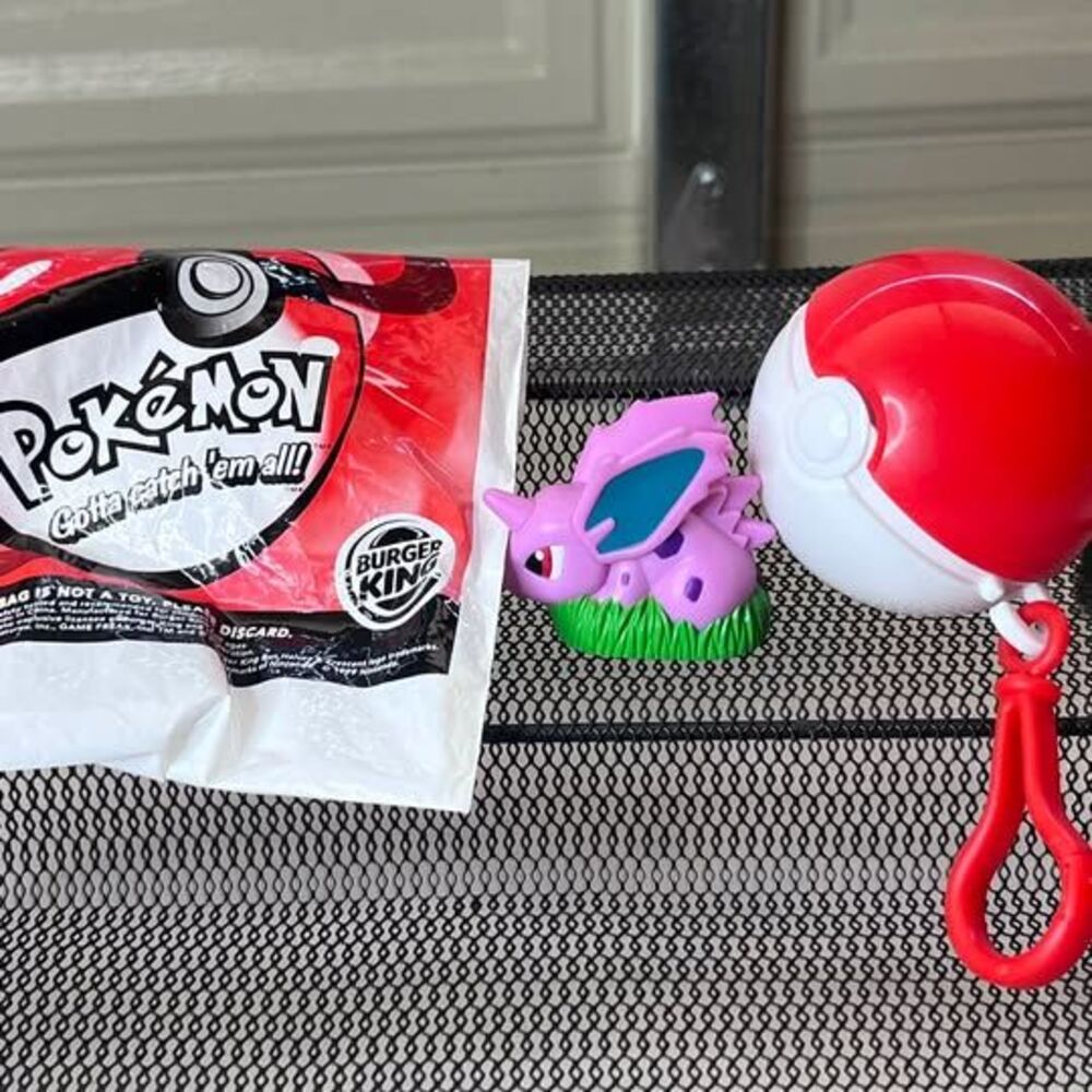 1999 Burger King Pokémon Nidoran♂ Toy with Pokéball